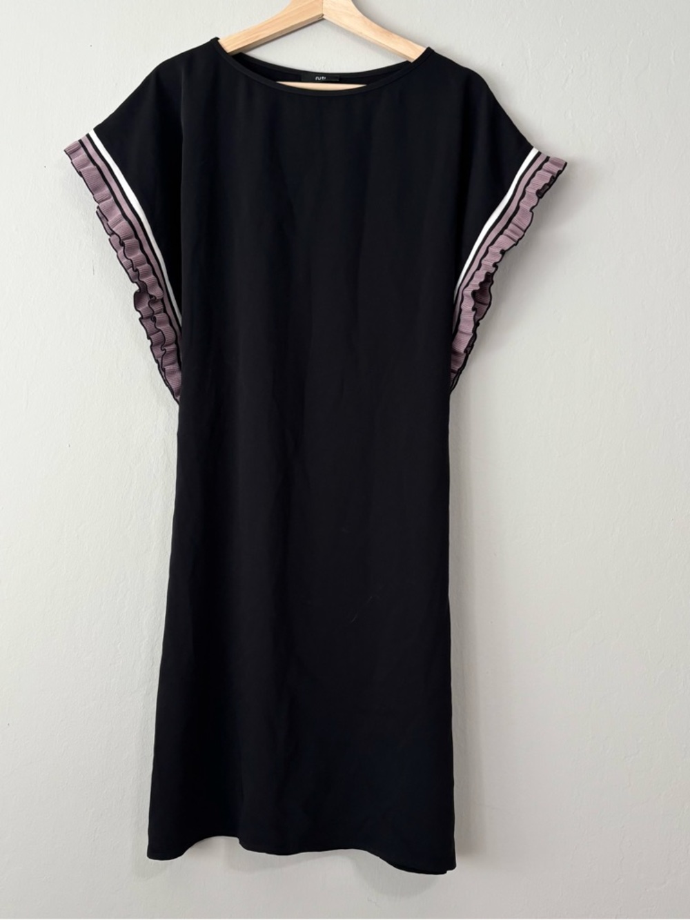 NEW RUTI Black Wide Sleeveless Shift Mini Dress